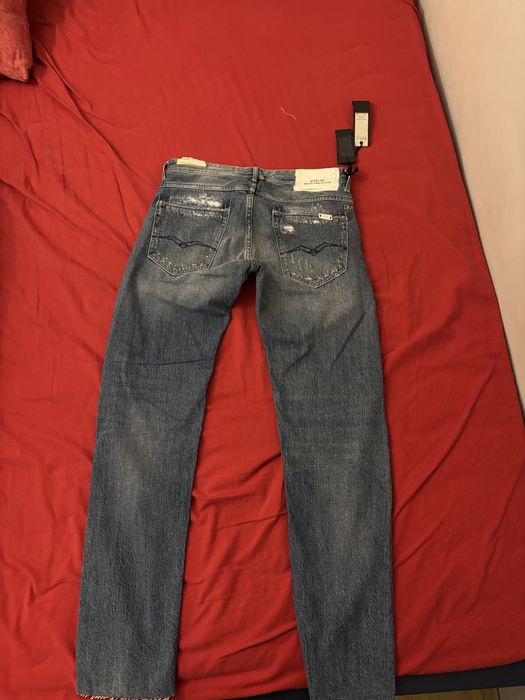 Мъжки дънки Reply