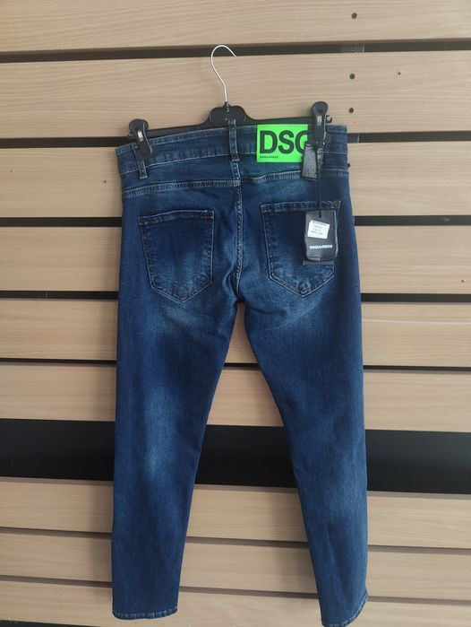 (DSQUARED2), model 42.16 (sau 4216), slim/skinny fit