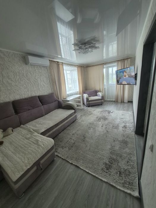 Продам 2 ком квартиру в центре города