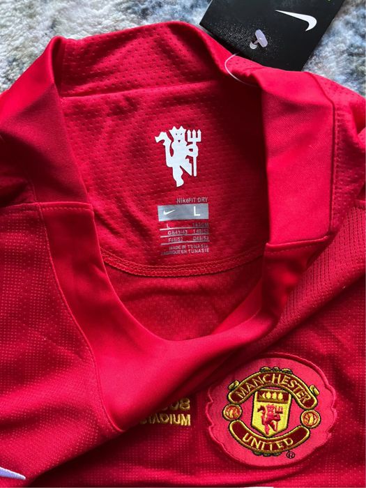 Тениска на Manchester United сезон 2008/2007.Топ качество.Роналдо!