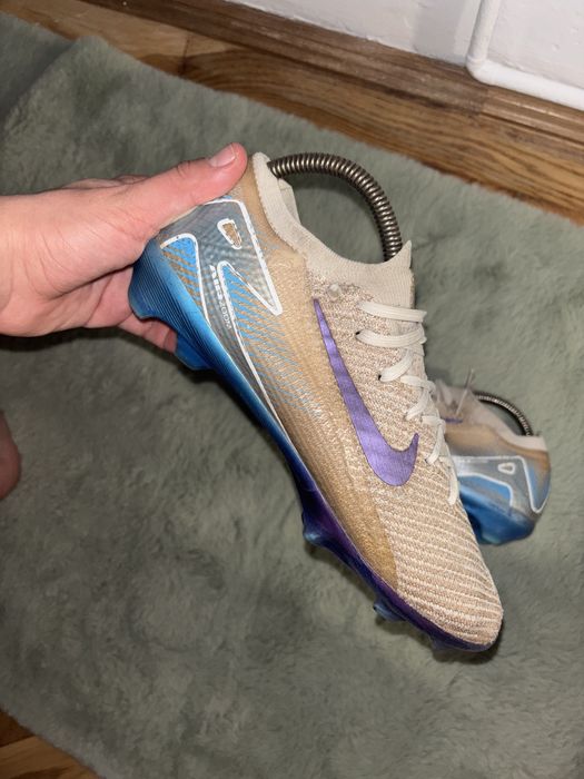 ghete nike de fotbal