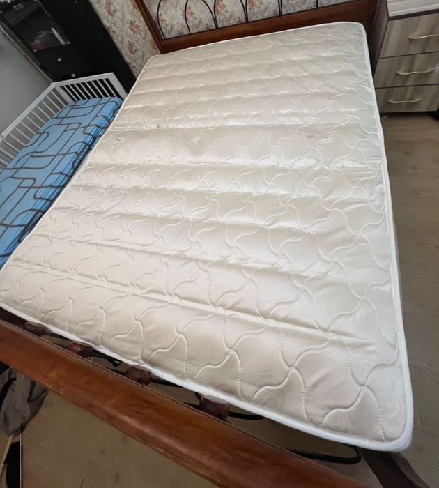 СрочноПродам матрац в отличном состоянии