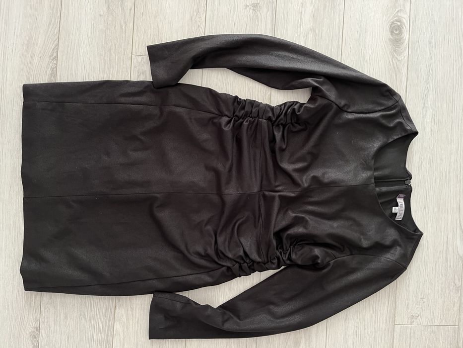 Черна рокля J.lo размер л