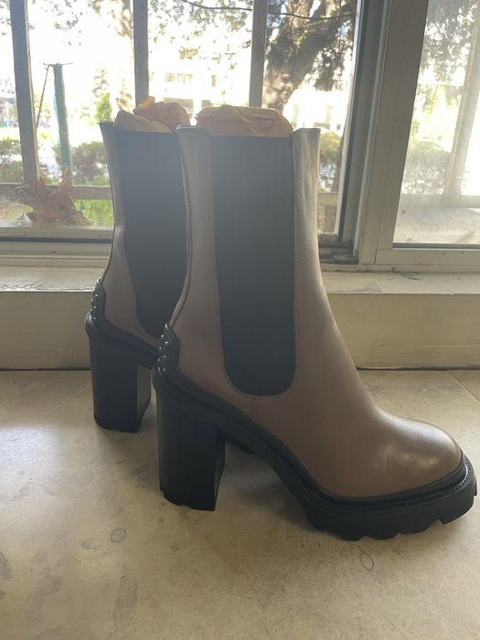 Боти Tod’s, нови, естествена кожа, размер 38
