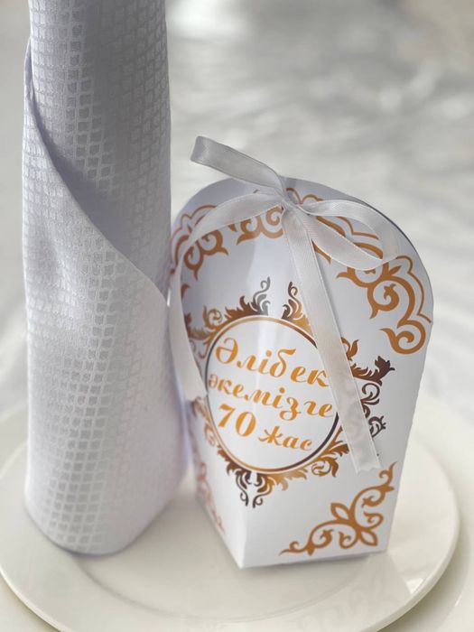 Бонбоньерка бамбонерки тойбастар