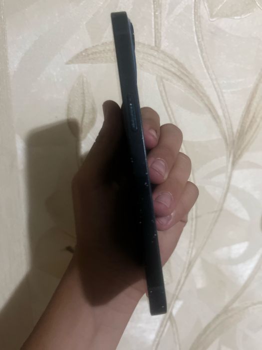 продам Iphone 13 256гб в отличном состоянии