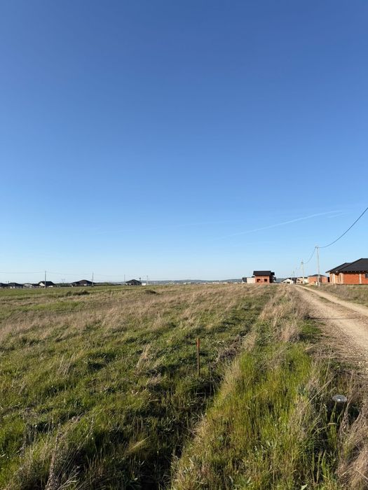 Teren intravilan de vanzare