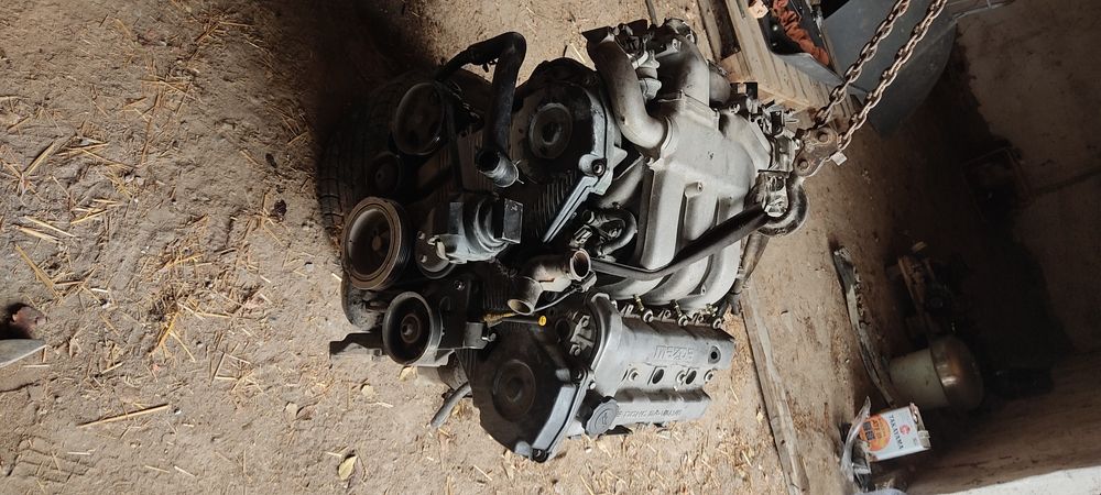 Мазда птичка 626 2,5