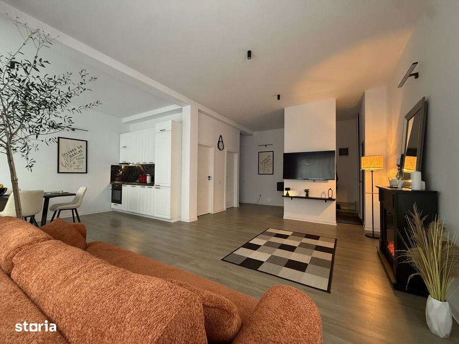 Casă zona Ford(Cârcea), 3 dormitoare, 3 băi. Str. PRIMĂVERII