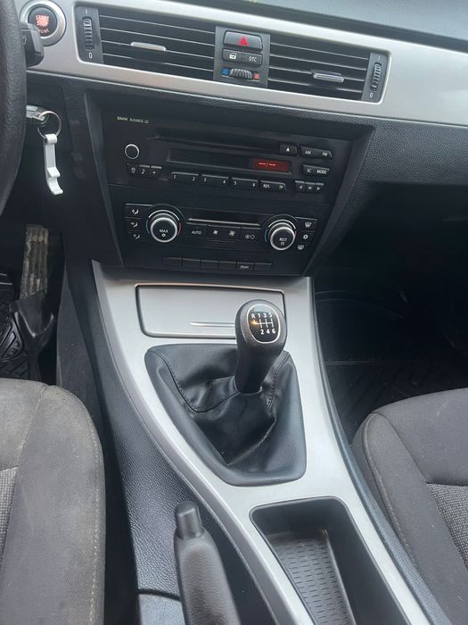 De vânzare BMW E91 318d – 2007