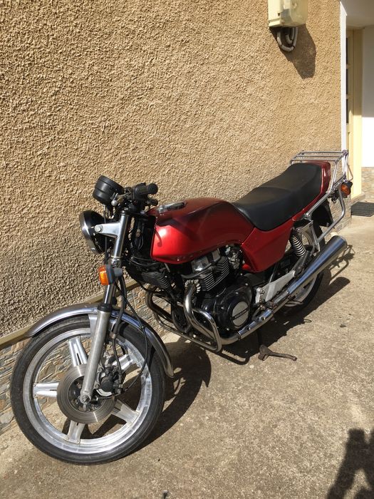 Vand motocicleta Honda CB 400 T