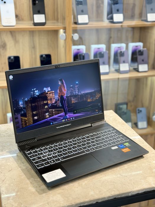 Thunderobot ноутбук / PhoneLab