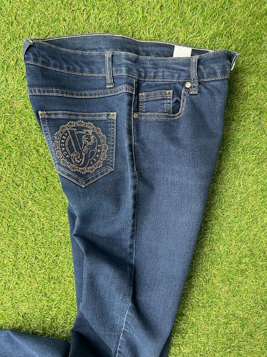 Дамски дънки : Versace Jeans 30