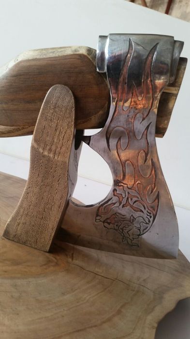 Мебель из массива ореха для гостиной