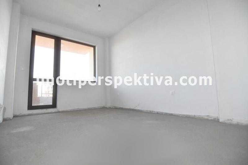 Продава се Тристаен апартамент в Пловдив, Кючук Париж - 101 кв.м за 1387 €/кв.м - Снимка #3