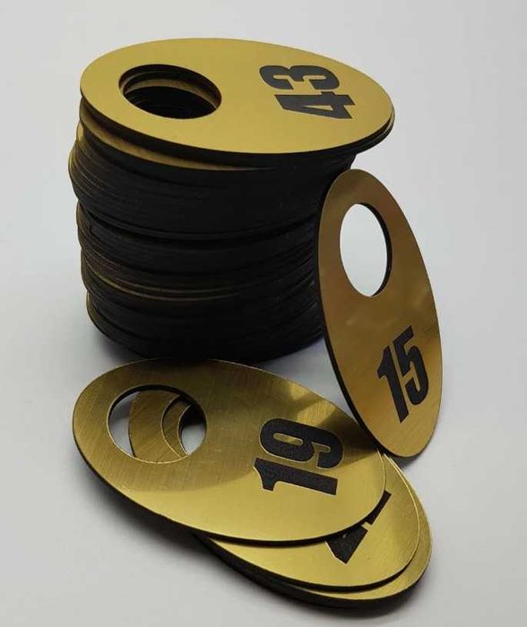 Номерки для дверей и гардероба