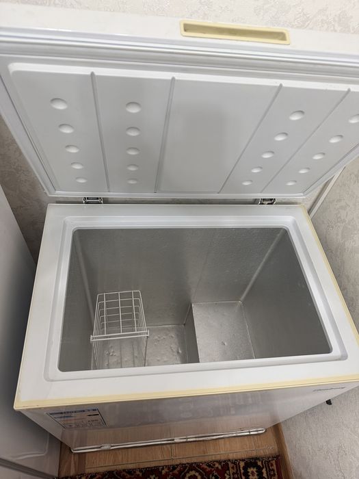 Морозильник Elenberg