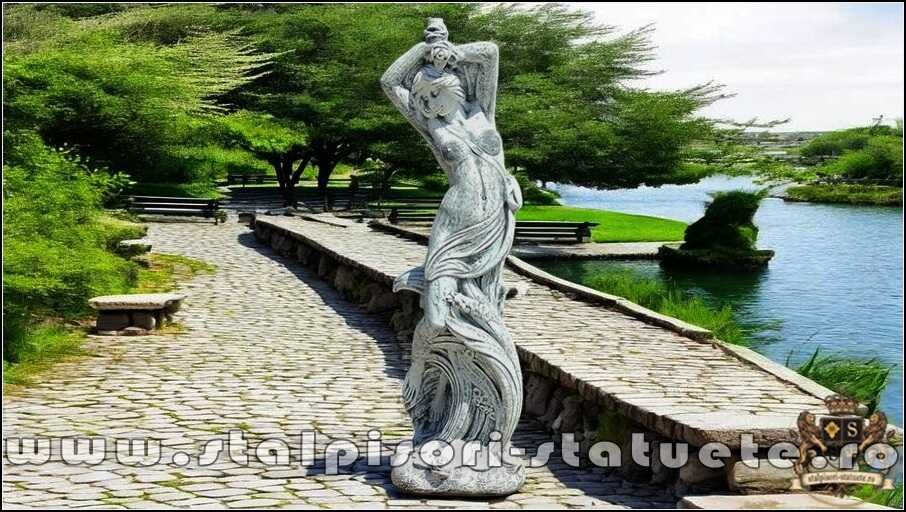 Statuetă fata erotică, gri patinat, model S26.