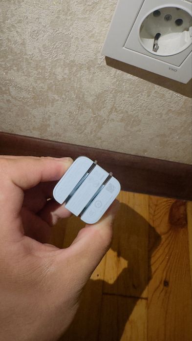 Anker original zaryadnik