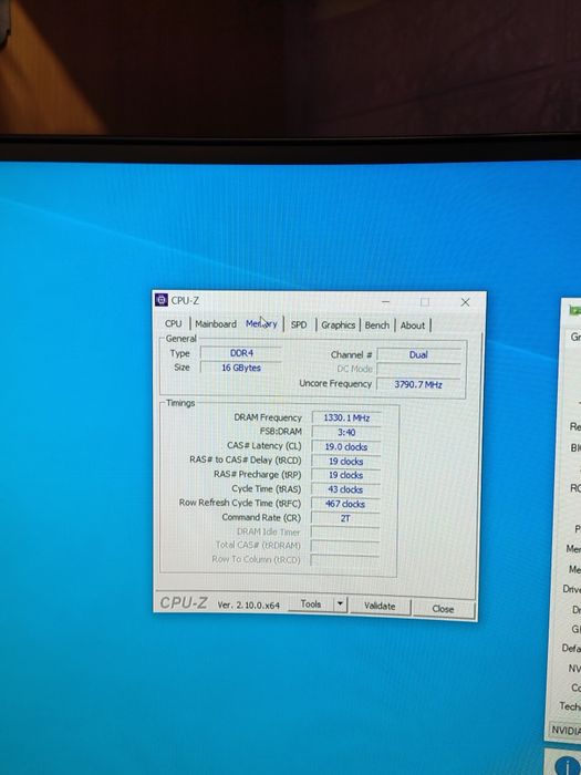 i5 9400/GTX 1070 Ti 8GB/16 Ram DDR4 2666Mhz/SSD+HDD/530w - компютър