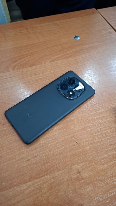 Poco m8 5g 90000