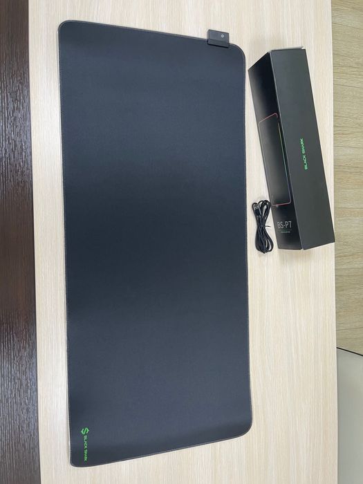 Black Shark RGB Gaming Mouse Pad Manta P7 – Голям геймърски пад с RGB