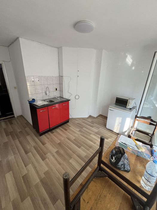 Дава се под наем Тристаен апартамент в Варна, Колхозен пазар - 65 кв.м за 500 € - Снимка #1