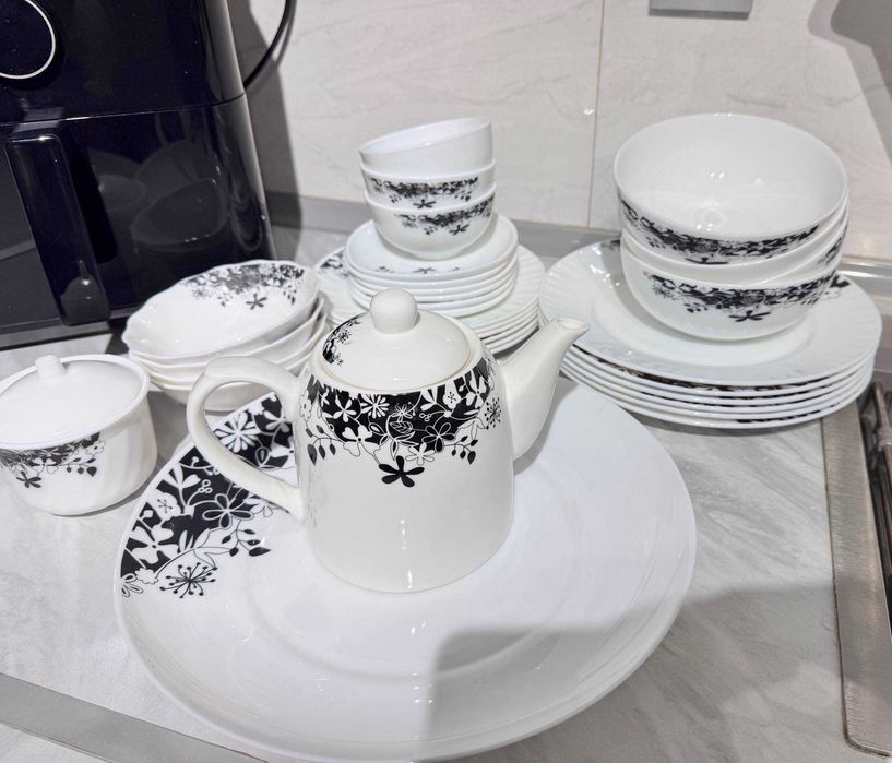 Посуда тарелки пиалки