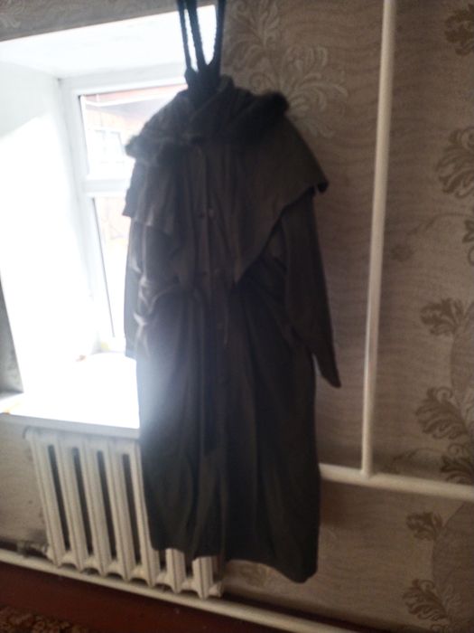 Кожанный плащ ..