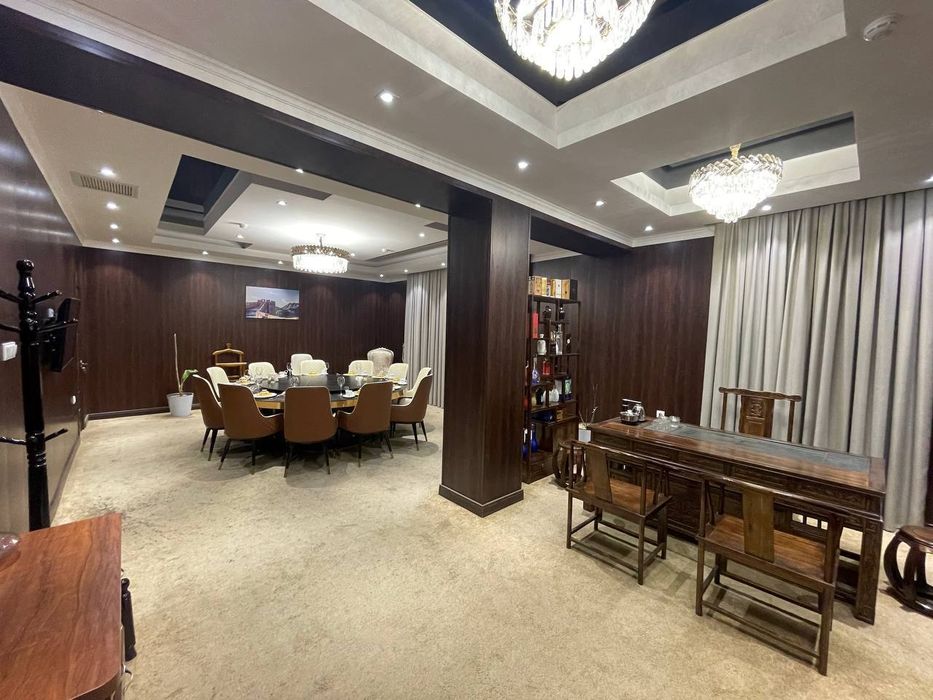 Готовый Бизнес 1240м² Вдоль дороги в Центре