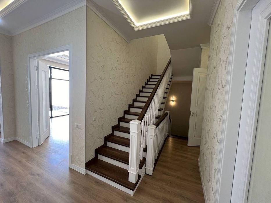 Новый коттедж 180 м² в Юнусабаде (Хасанбай)  1.5 сотки  5 комнат