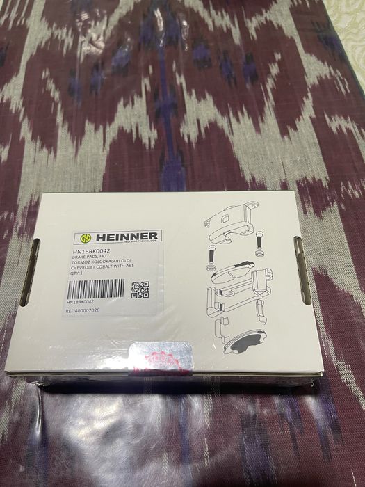Продаю тормозные колодки HEINNER