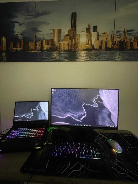 ASUS ROG Strix G15 G512LW | RTX 2070 8GB | i7 10875H 5.1 GHz | 16GB | 1TB | 144Hz | Cutie + Factură Altex Laptop Gaming