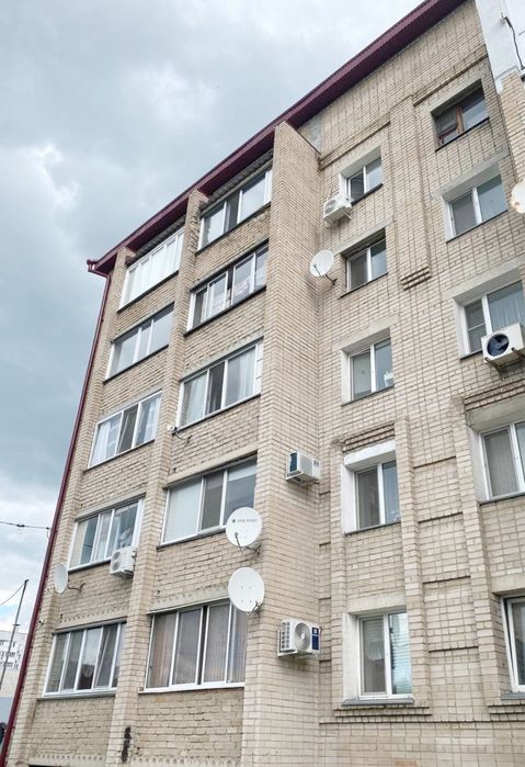 Продам трешку в ЦЕНТРЕ (Собственник)