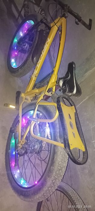 Срочно обмен бор яхширок телефон ё телевизорга сотилади широкий Сагдиа