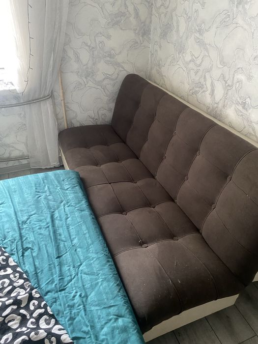 Продам диван нормальное состоние