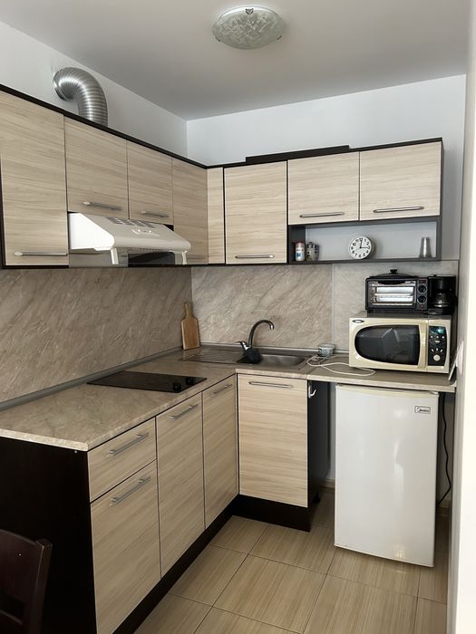 Дава се под наем Двустаен апартамент в Поморие - 50 кв.м за 40.8 € - Снимка #2