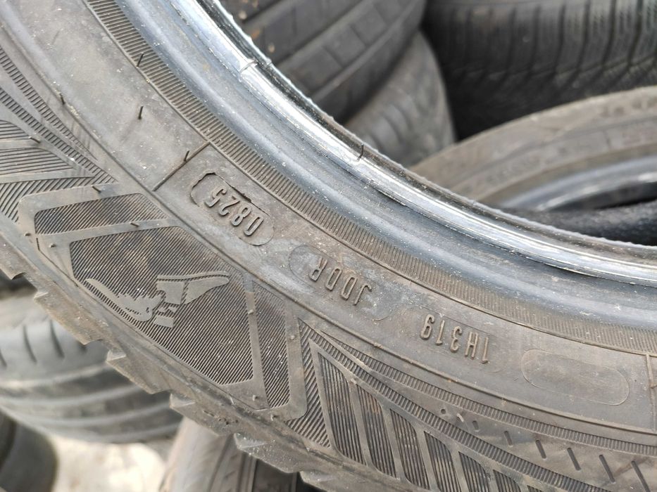 2бр Всесезонни гуми 195 55 16 - Goodyear - DOT 2025
