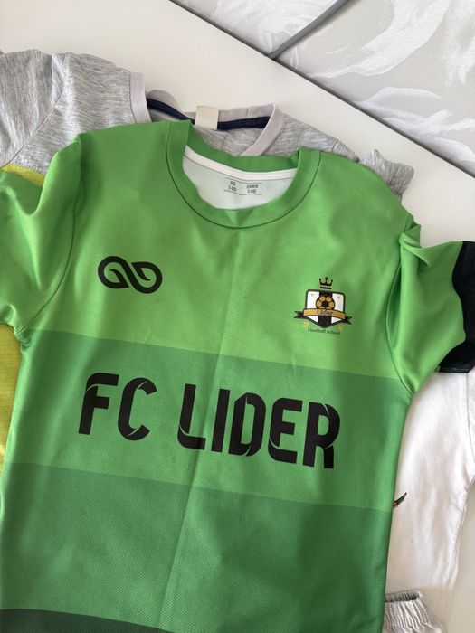 Вещи отдам бесплатно