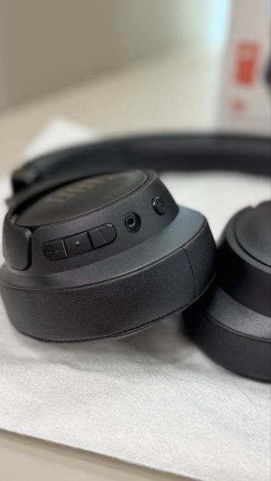 Продам оригинал JBL TUNE 720 ВТ наушники