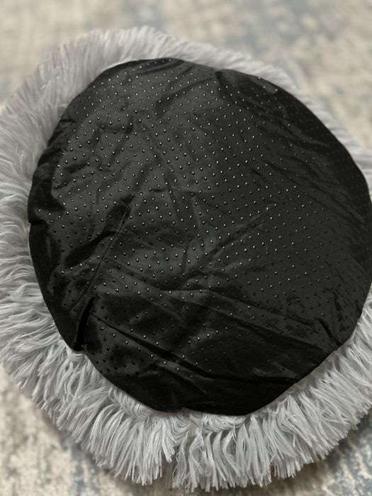 Лежанка для собак и кошек