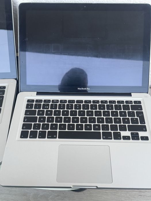 Laptopuri macbook pro defecte