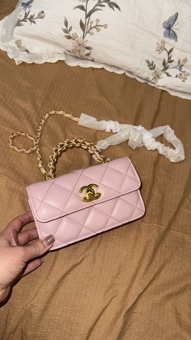 Chanel sumka sotiladi