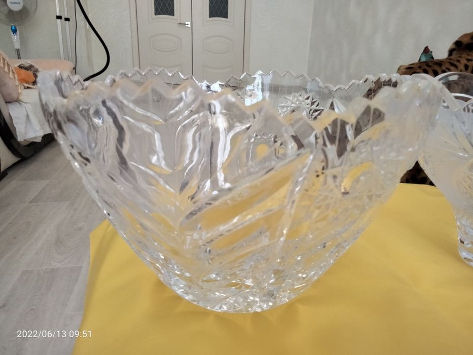 Хрустальные вазы