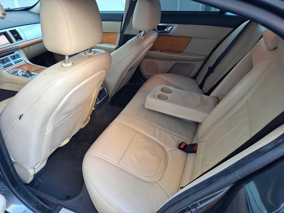 Jaguar XF 2014 2.2 diesel 160 cai