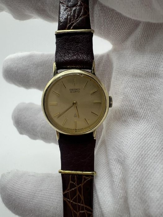 Златен часовник Seiko