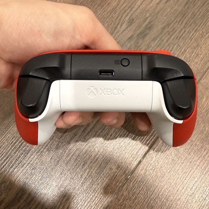 Жаңадай Xbox Wireless Controller Pulse Red геймпады