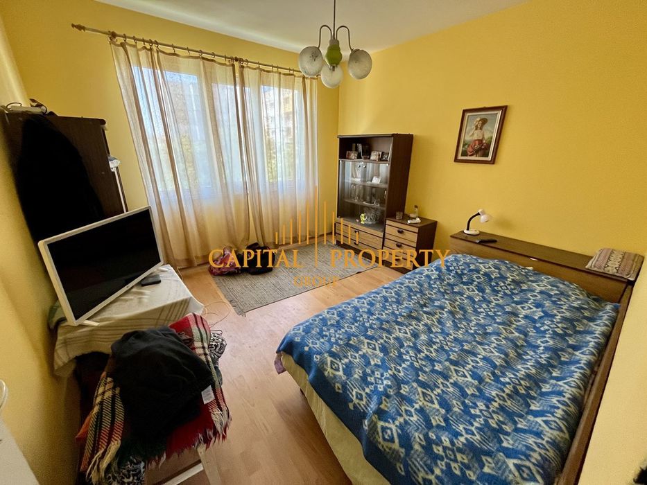 Продава се Многостаен апартамент в Силистра, Център - 103 кв.м за 743 €/кв.м - Снимка #2