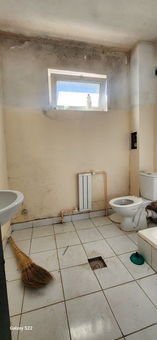 Срочно продается 2 ком.. Квартира.Корасув (Мотрит)