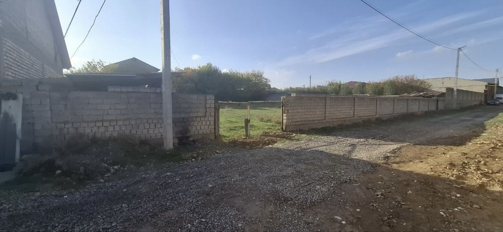 Yer sotladi Qibray tumani o’nqorgon maxallada